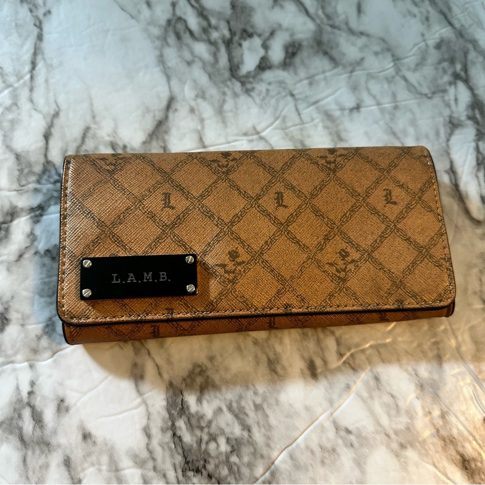 L.A.M.B wallet bifold